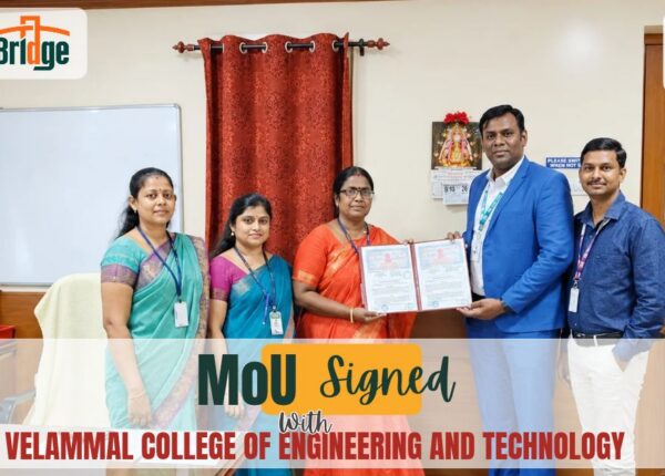 VCET Madurai MoU with CampusBridge signed by Dr. P. Alli and Mr. Veerabaskaran K